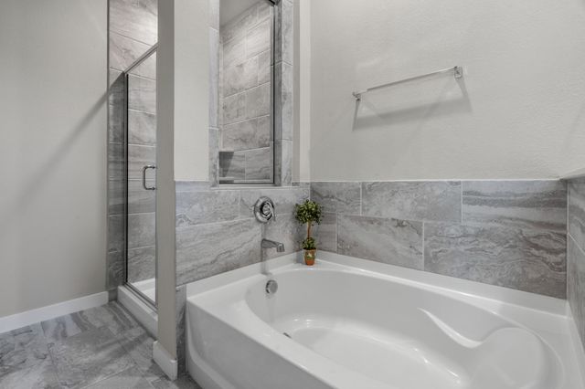 372 Somerville Drive, Mckinney, TX 75071