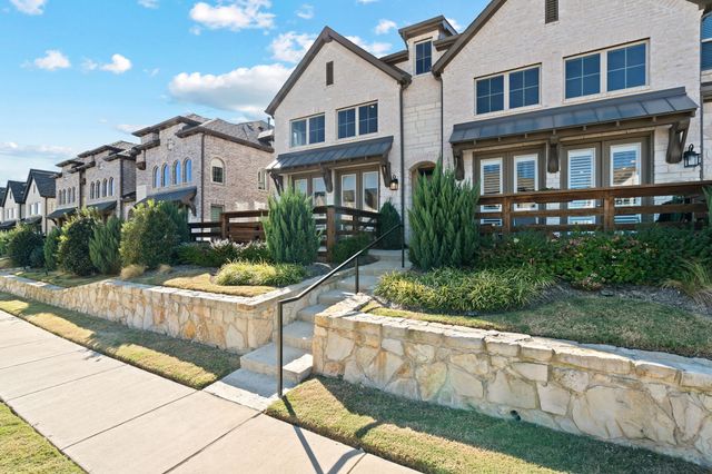 372 Somerville Drive, Mckinney, TX 75071