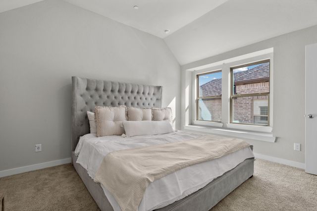 372 Somerville Drive, Mckinney, TX 75071