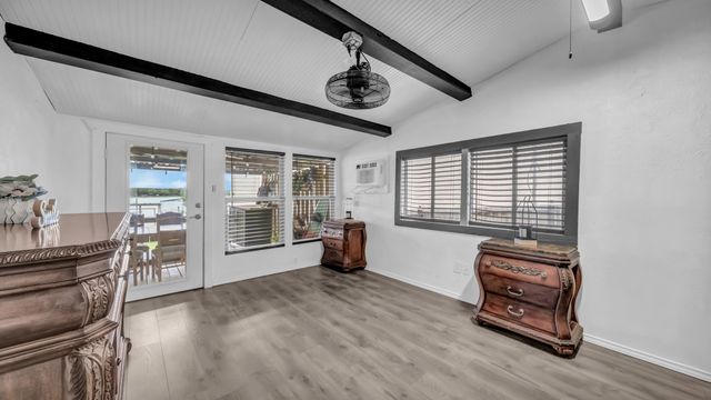 1028 W Lake Drive, Weatherford, TX 76087