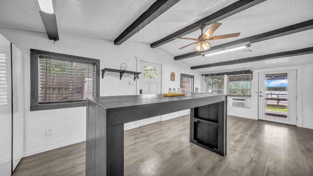 1028 W Lake Drive, Weatherford, TX 76087