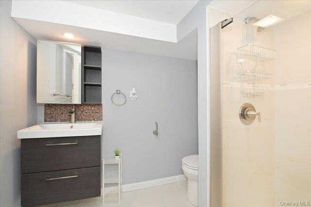 75 Beebe Avenue, Hempstead, NY 11550