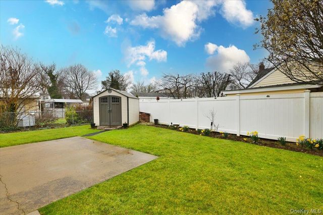 75 Beebe Avenue, Hempstead, NY 11550