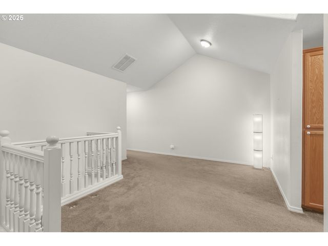 1179 Se LEANDER St, Hillsboro, OR 97123