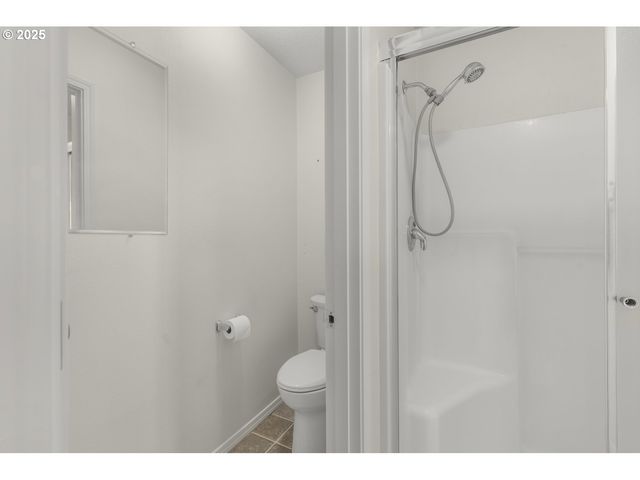 1179 Se LEANDER St, Hillsboro, OR 97123