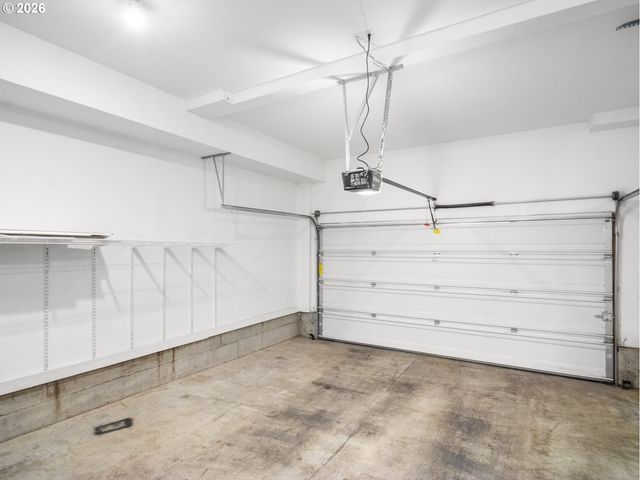 1179 Se LEANDER St, Hillsboro, OR 97123