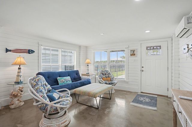 242 Dogwood Dr. S, Murrells Inlet, SC 29576