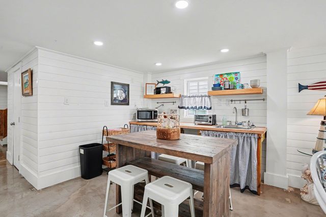 242 Dogwood Dr. S, Murrells Inlet, SC 29576