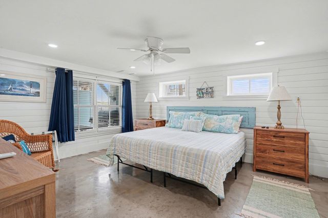 242 Dogwood Dr. S, Murrells Inlet, SC 29576