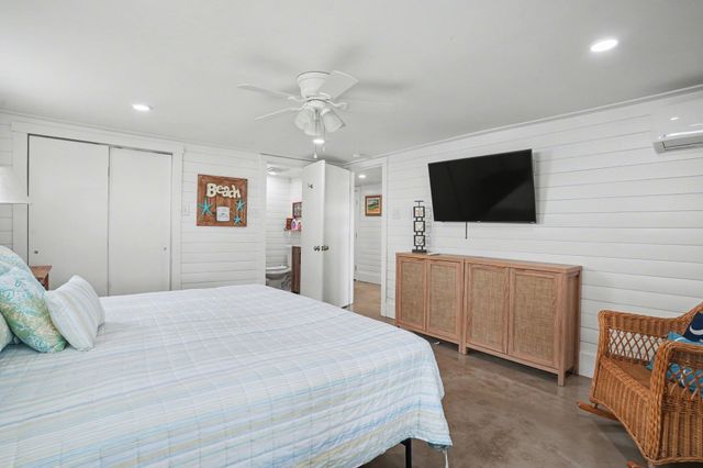 242 Dogwood Dr. S, Murrells Inlet, SC 29576