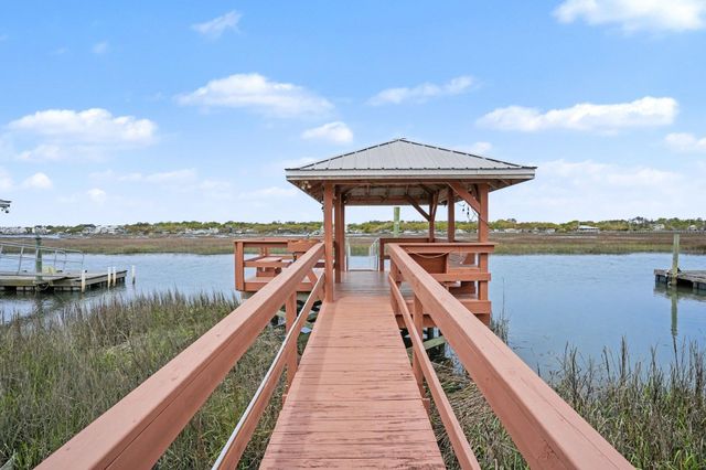 242 Dogwood Dr. S, Murrells Inlet, SC 29576