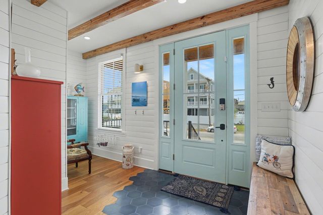 242 Dogwood Dr. S, Murrells Inlet, SC 29576