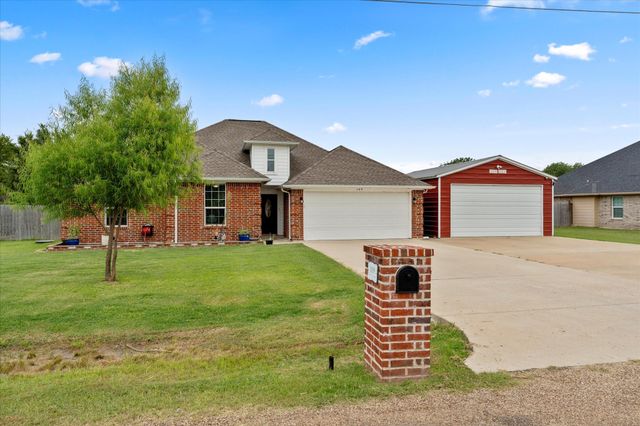 109 Janice Lane, Mabank, TX 75156