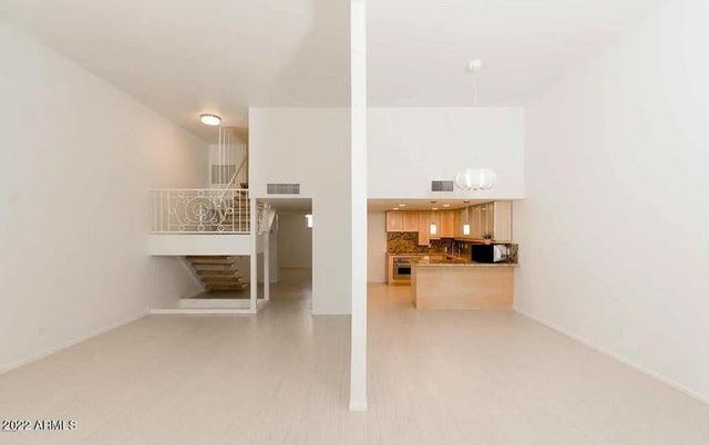 334 W Medlock Drive Unit B104, Phoenix, AZ 85013