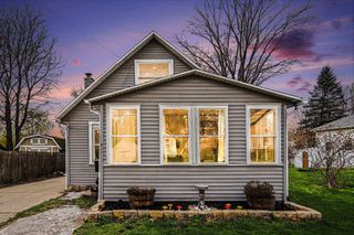 811 9th Street, Three Rivers, MI 49093