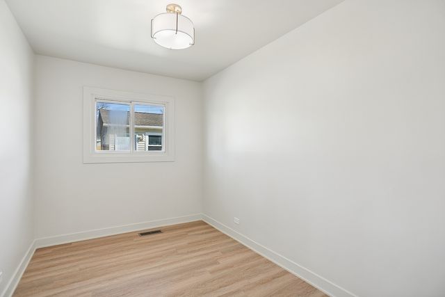 310 Mccameron Avenue, Lockport, IL 60441