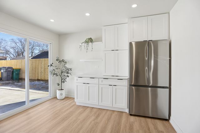 310 Mccameron Avenue, Lockport, IL 60441