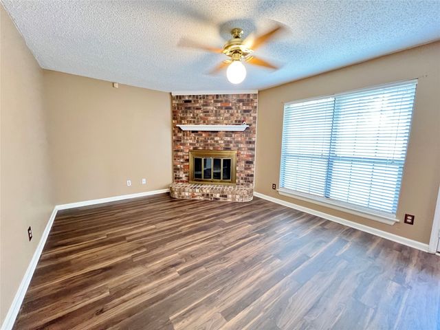2019 Longmeadow Court, Denton, TX 76209