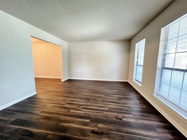 2019 Longmeadow Court, Denton, TX 76209