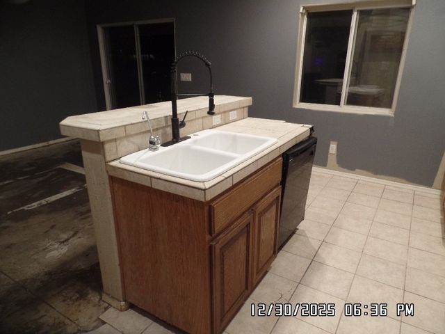 2064 E Desert Lakes Drive, Fort Mohave, AZ 86426