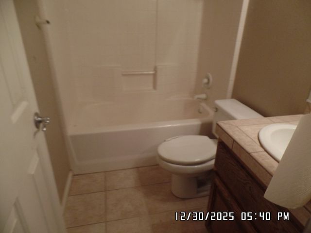 2064 E Desert Lakes Drive, Fort Mohave, AZ 86426