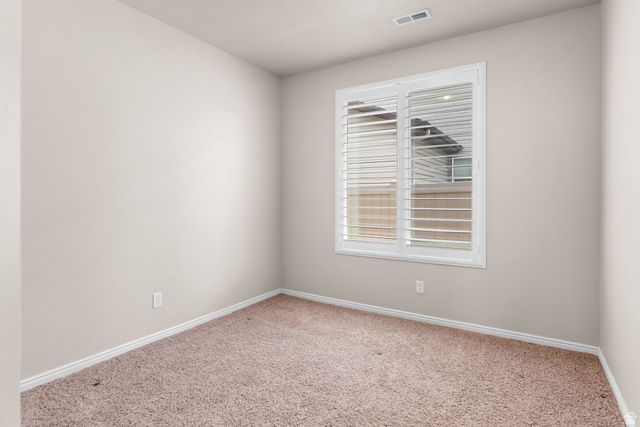 1077 N ADELBURG DR, North Salt Lake, UT 84054
