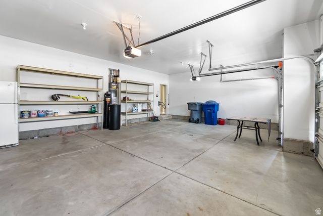 1077 N ADELBURG DR, North Salt Lake, UT 84054