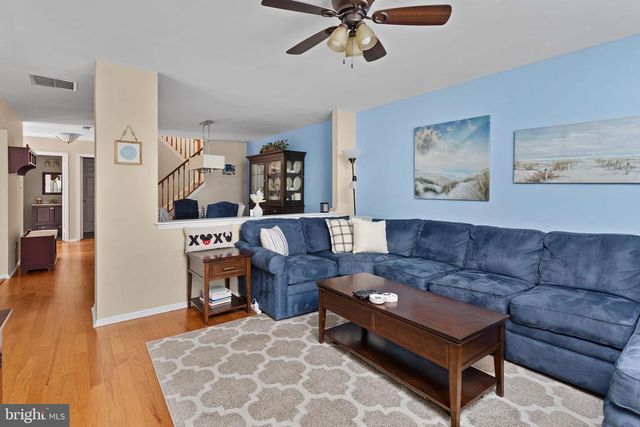 220 BROMLEY PL, Robbinsville, NJ 08691