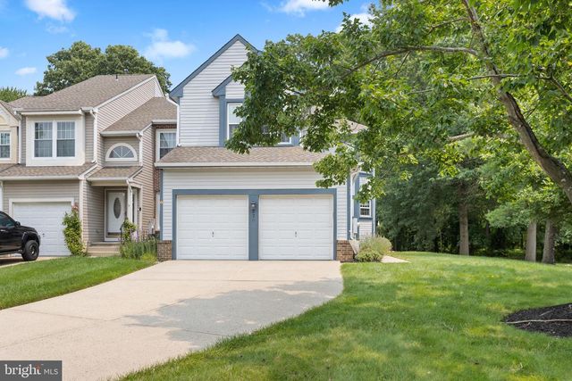 220 BROMLEY PL, Robbinsville, NJ 08691