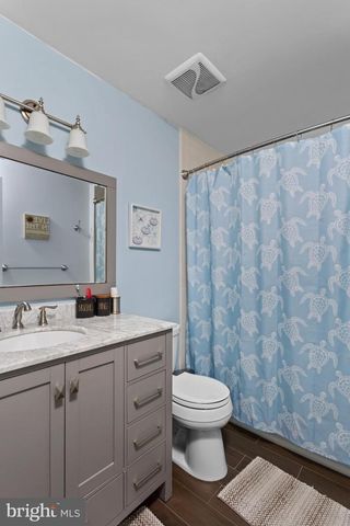 220 BROMLEY PL, Robbinsville, NJ 08691