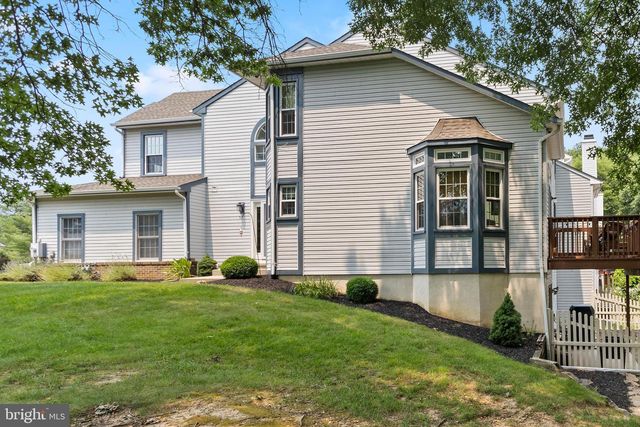220 BROMLEY PL, Robbinsville, NJ 08691