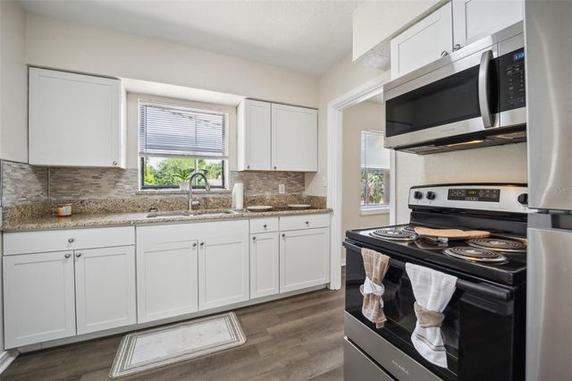 406 W VALENCIA STREET, Lakeland, FL 33805