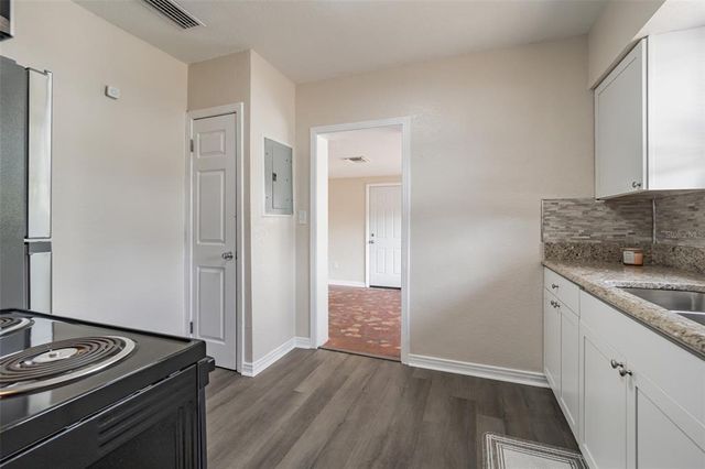406 W VALENCIA STREET, Lakeland, FL 33805