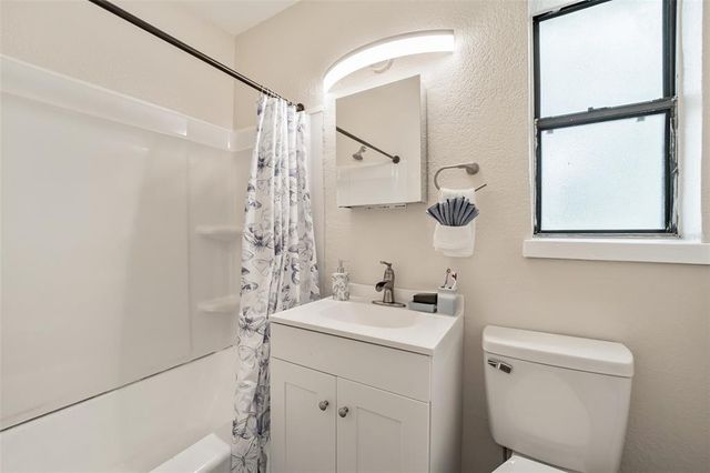 406 W VALENCIA STREET, Lakeland, FL 33805
