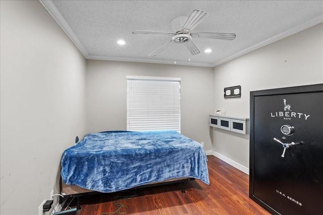 10044 NW 54th Place, Coral Springs, FL 33076