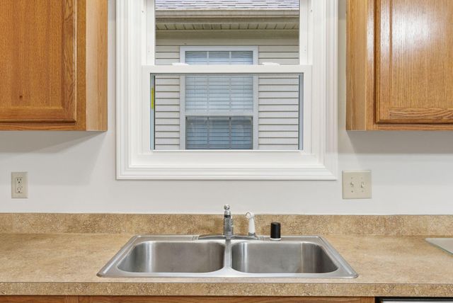 414 Wellington Way, Winchester, KY 40391