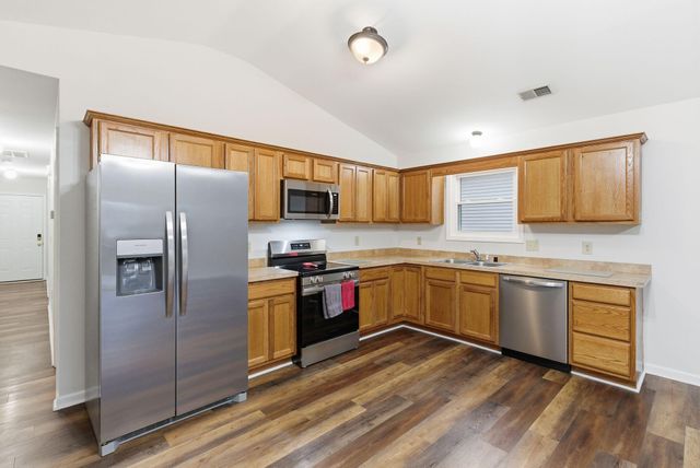 414 Wellington Way, Winchester, KY 40391