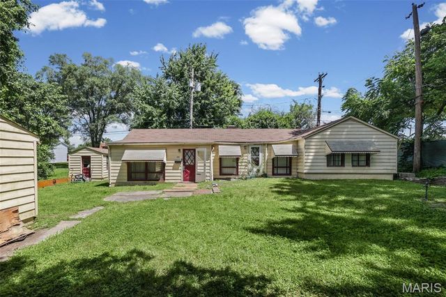 1717 W Belle Street, Belleville, IL 62226