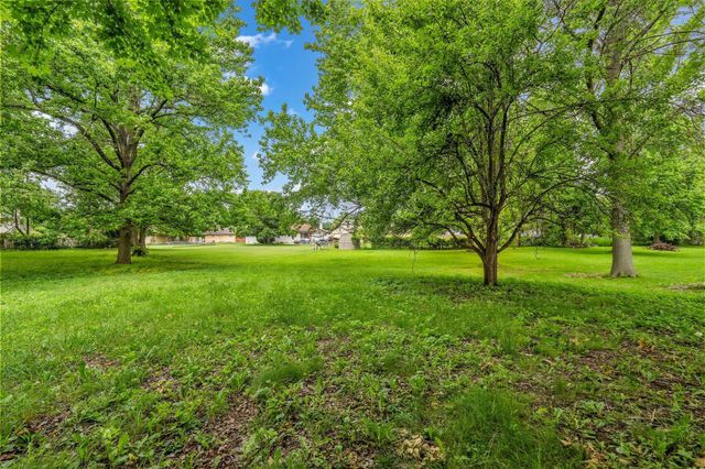2069 Walnut Hill Park Drive, Columbus, OH 43232