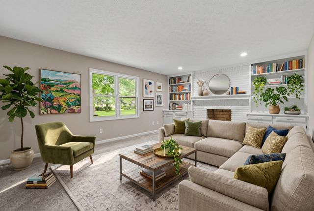 2069 Walnut Hill Park Drive, Columbus, OH 43232