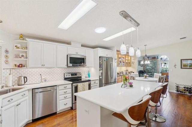 122 TAMARISK WAY, Leesburg, FL 34748