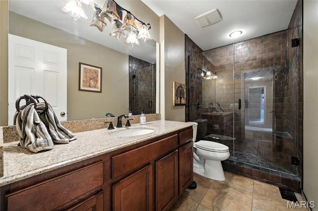 377 W Manor Drive, Chesterfield, MO 63017