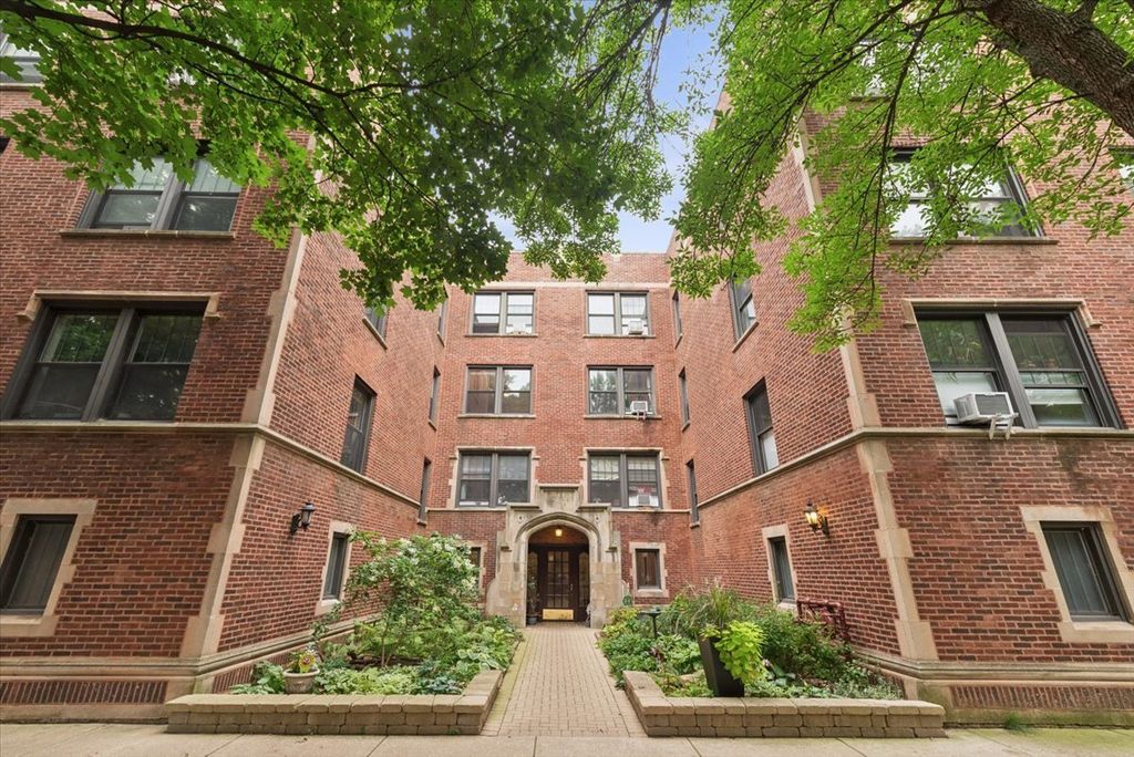 5952 N Lakewood Avenue 2W, Chicago, IL 60660