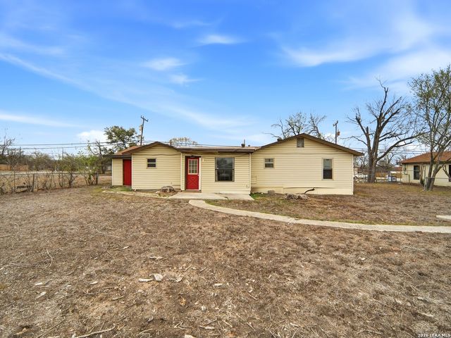 305 TOEPPERWEIN RD, Converse, TX 78109