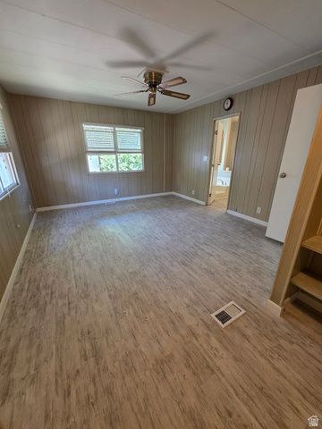 188 E DETROITER AVE, Murray, UT 84107