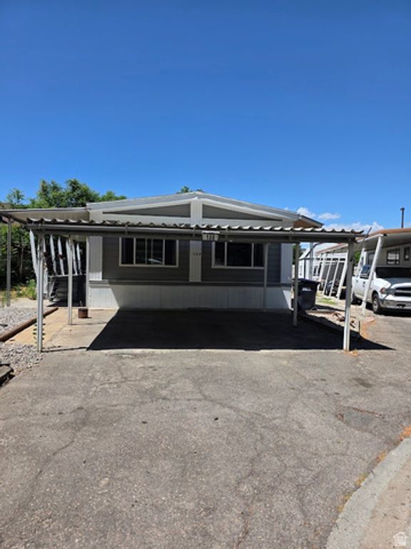 188 E DETROITER AVE, Murray, UT 84107