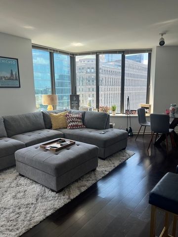 400 N La Salle Drive 2107, Chicago, IL 60654