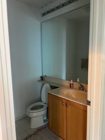 400 N La Salle Drive 2107, Chicago, IL 60654