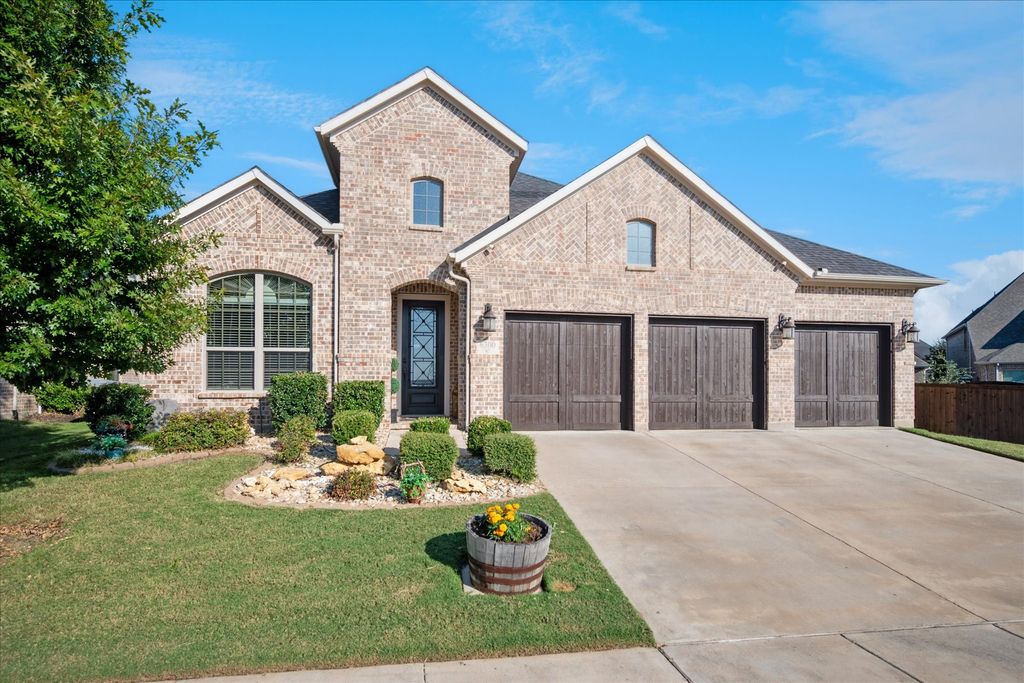 6300 Whiskerbrush Road, Flower Mound, TX 76226