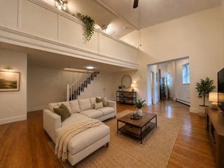2 Symphony Rd 2, Boston, MA 02115